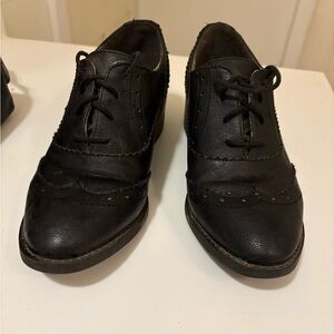 Jellypop Chunky Heel Dress Shoes